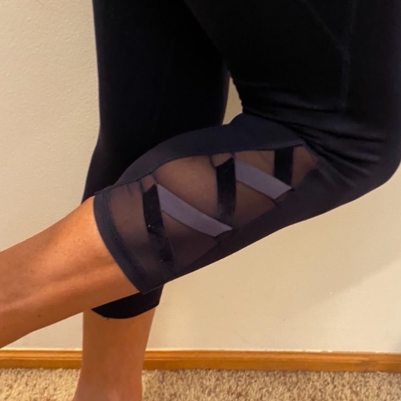 Cute blue capri leggings - Picture 13 of 14